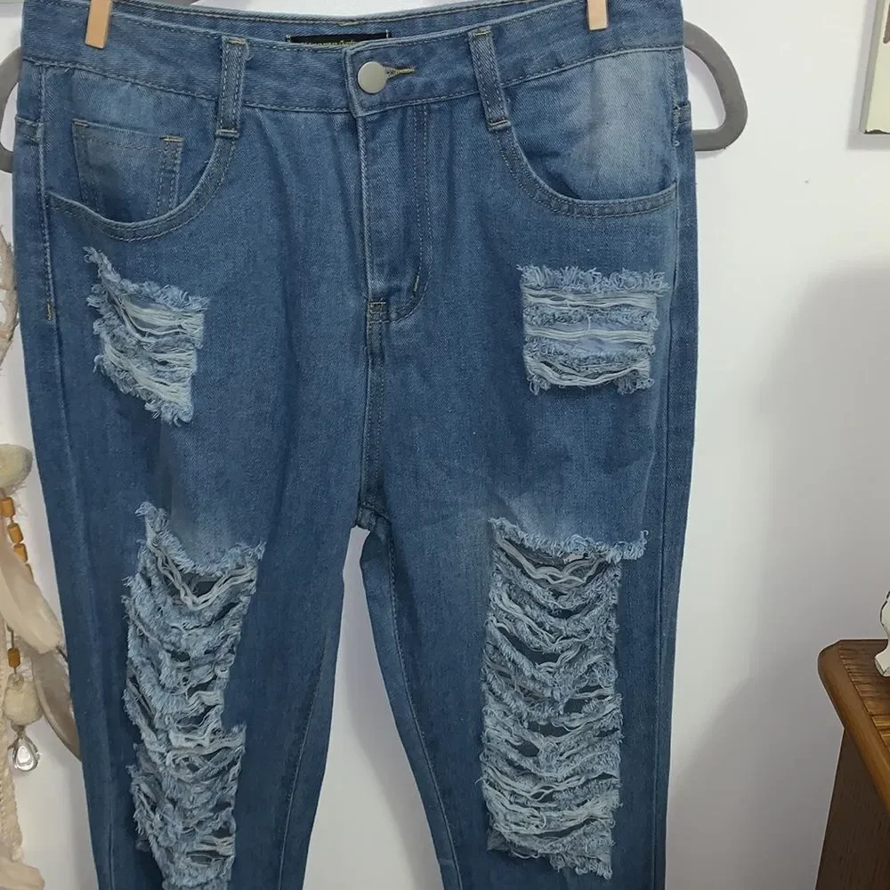 Xtreme apparel distressed jeans